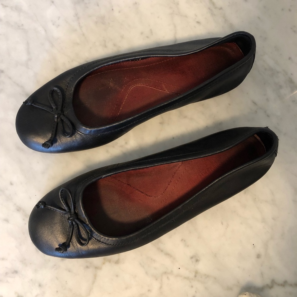 What’s What by Aerosoles Leather Flats sz 7
